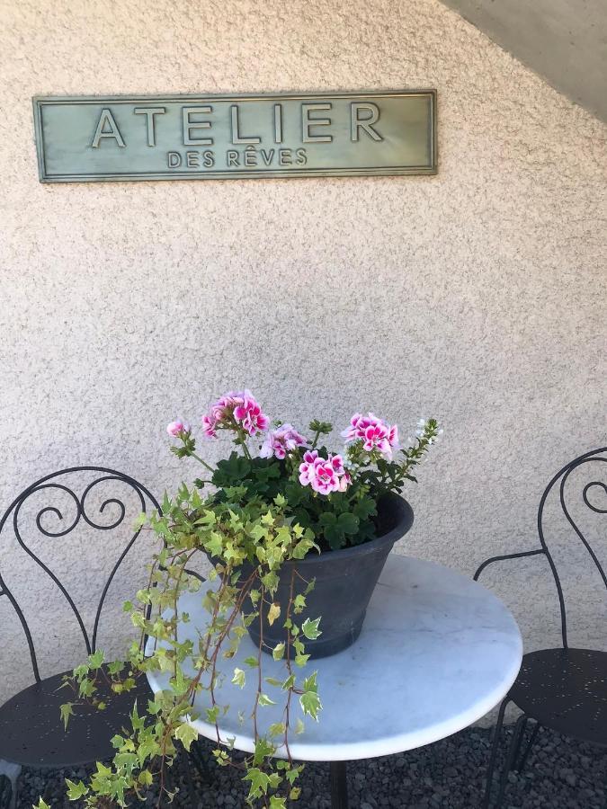 Apartamento Atelier Des Reves Vichy Exterior foto